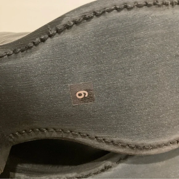 Women’s Short Cowboy Boots Black Leather Boots NWOB Size 6 Soto Janis - Picture 10 of 15